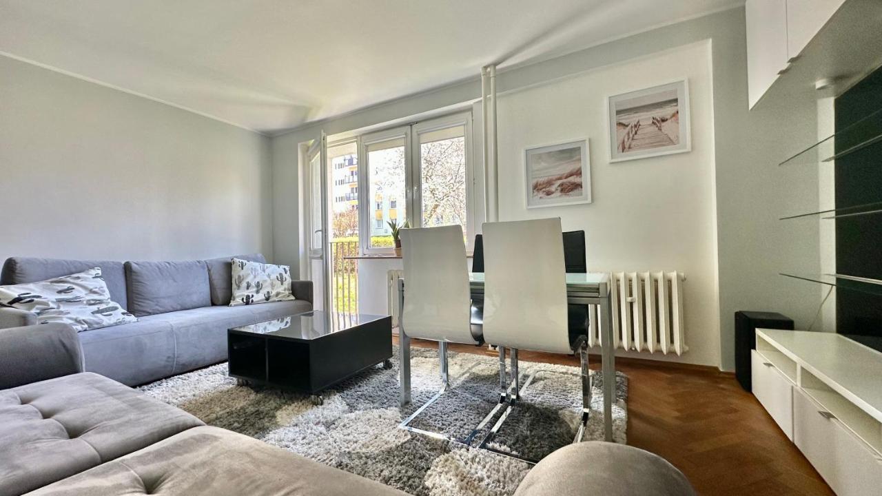 Uroczy Apartament - โซพอต ภายนอก รูปภาพ